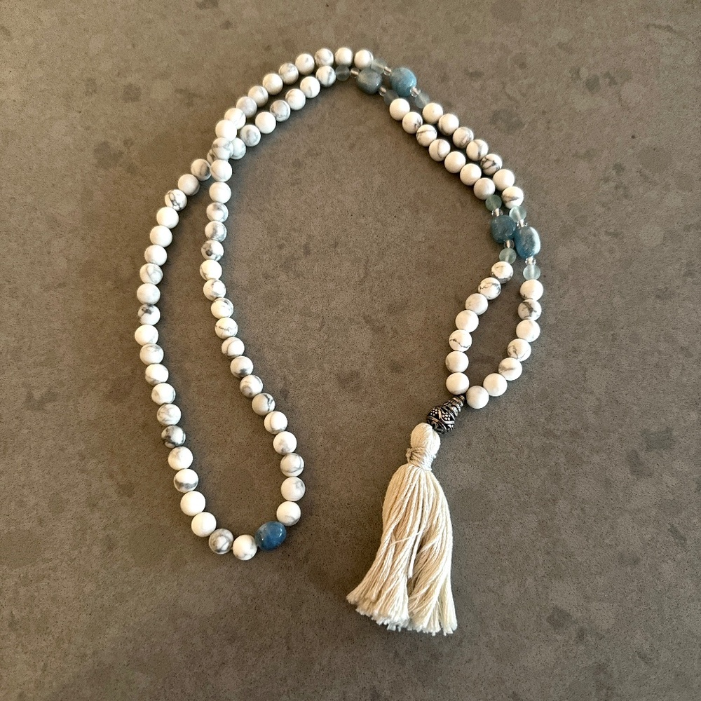 Genuine Crystal Mala Necklace Handmade Howlite Aquamarine Fluorite Quartz